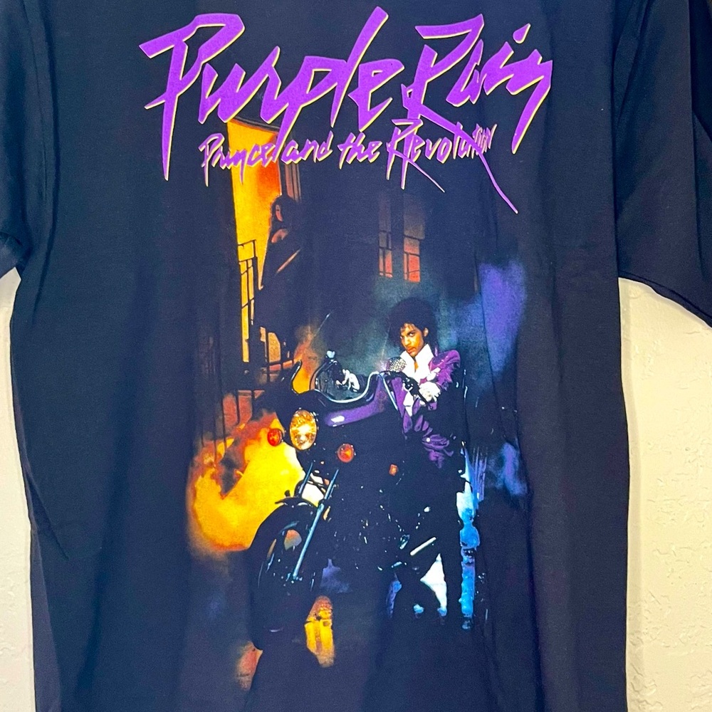 PRINCE & the REVOLUTION T-SHIRT
PURPLE RAIN